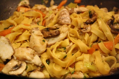 Hoy, en Cocinando con Maxi: wok de merluza