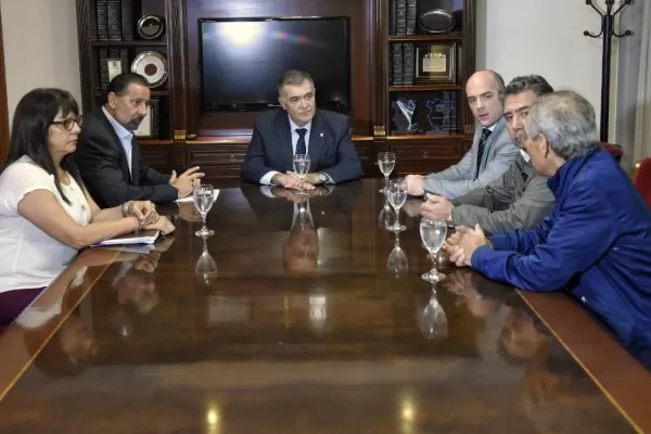 Acuerdan el proyecto para que docentes sean autoridades de mesa en las elecciones