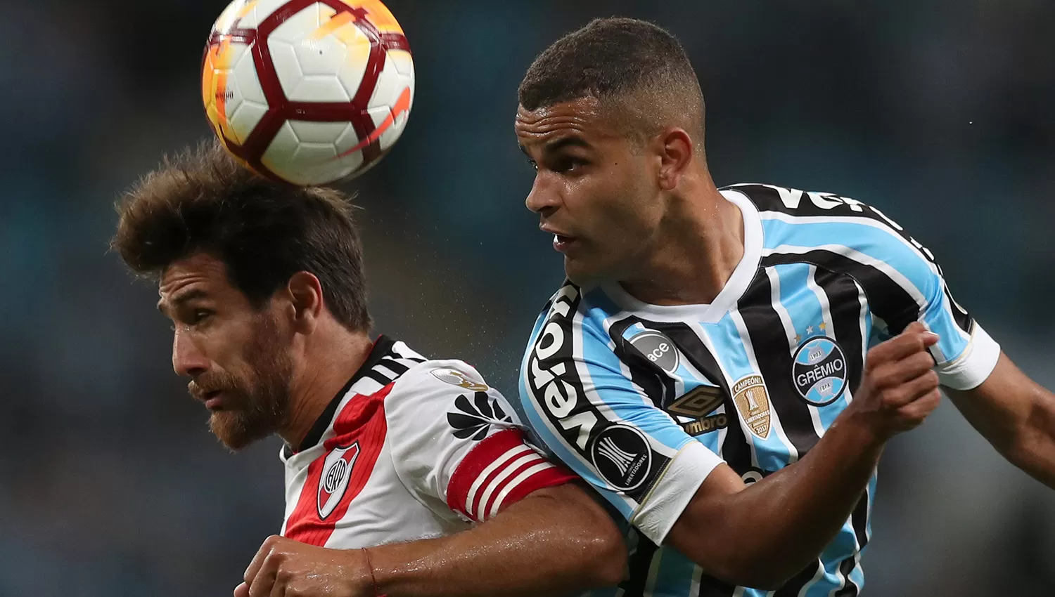 En River esperan la vuelta de Leonardo Ponzio para la finalísima de la Libertadores. (ARCHIVO)