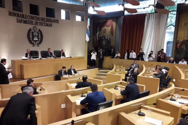 Con los cruces por los contratos políticos de fondo, el Concejo vuelve a sesionar mañana