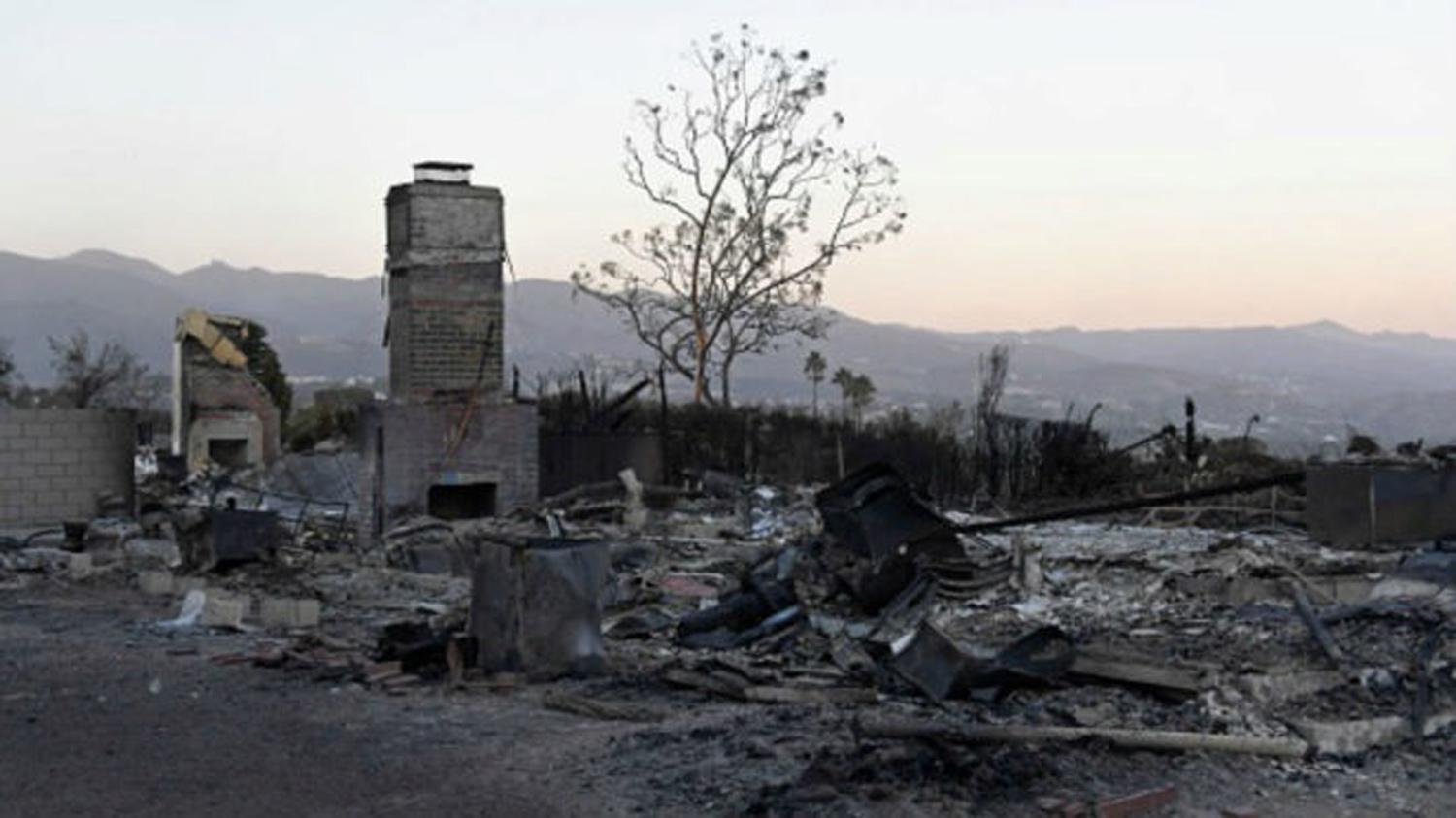 DESPUÉS DEL FUEGO. Así quedó la mansión de la cantante por los incendios en California.