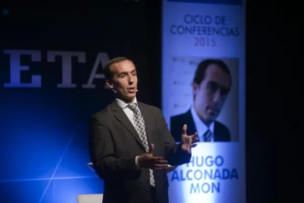 Alconada Mon presenta hoy “La raíz”, su último libro