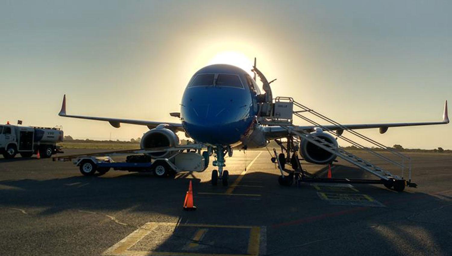 El presidente de Aerolíneas Argentinas negó una eventual privatización de la empresa