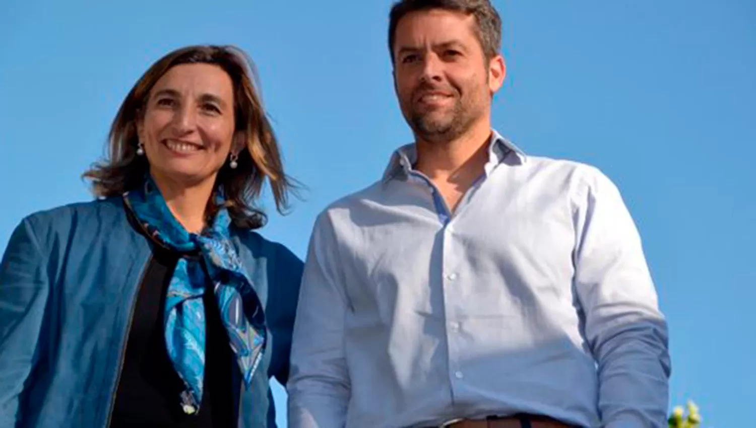 RESPALDO. Mecha Paz y el presidente de la entidad madre del tenis, Agustín Calleri.