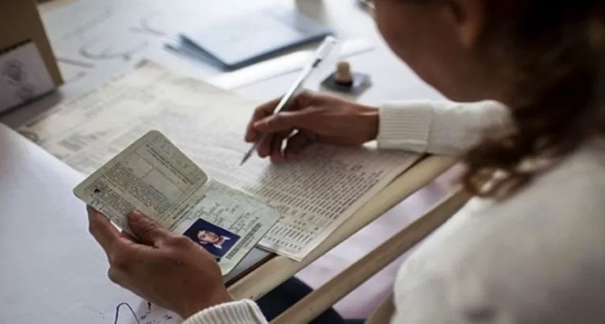 Los docentes estatales deberán cubrir por ley las más de 3.500 mesas de votación