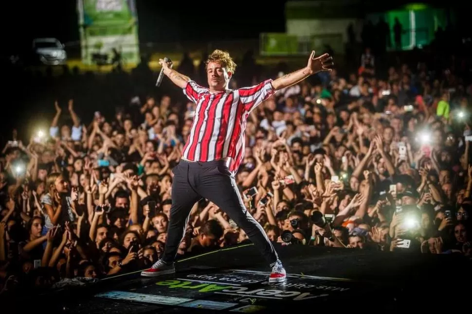 CONECTADO. Chano Charpentier es el dueño de la escena y de toda la fiesta que se despliega en sus shows.  