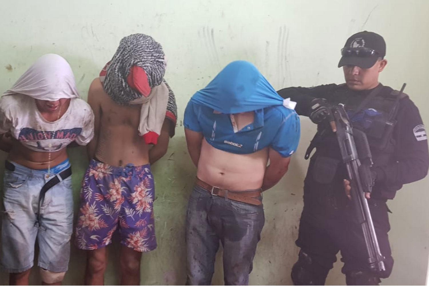 Tres aprehendidos en el cortejo fúnebre del asaltante que se enfrentó con el federal