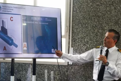 El casco del ARA San Juan está totalmente deformado