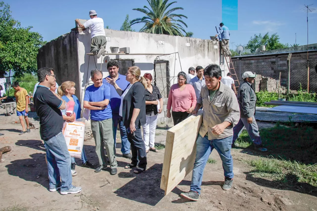 Reparan casi 30 casas dañadas por el temporal del sábado