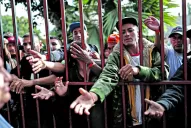 Aumenta la tensión en Tijuana por el arribo de más migrantes