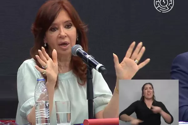 Cristina Kirchner: hace tres años que el neoliberalismo se instaló en el país