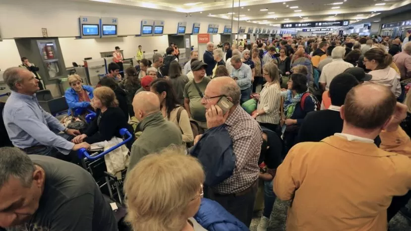 CAOS. Aeroparque es un infierno. 