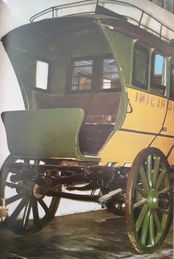 LAS “NACIONALES INICIADORAS”. Así se denominaba una de las primeras compañías de diligencias argentinas. 