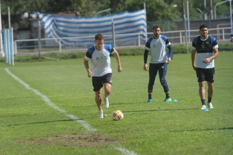 CUMPLIDOR. Leyes es uno de los reemplazos que siempre le rinde a Zielinski. Su aporte en el mediocampo es notorio. la gaceta / foto de franco vera