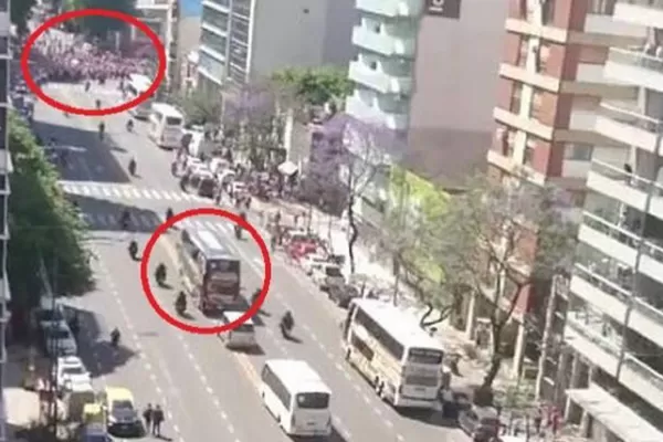 ¿Fue una emboscada? Así agredieron los hinchas de River al plantel de Boca