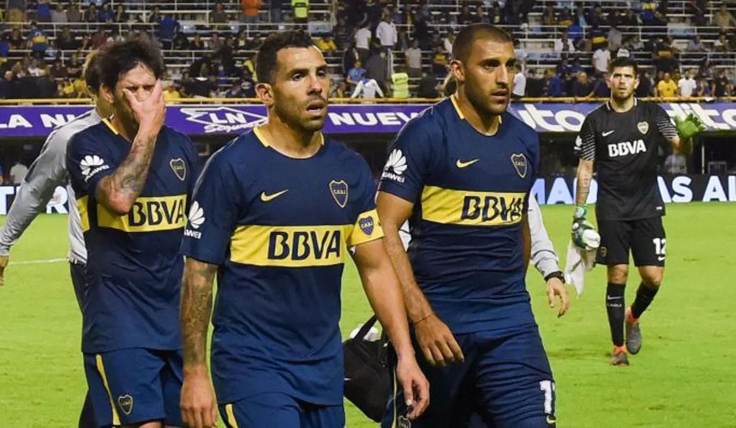 Pérez, Ábila y Tevez podrían perderse la final por insultar al coordinador de la Conmebol