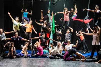 Escuela de circo: el lugar donde la diversión y el talento se convierten en un trabajo