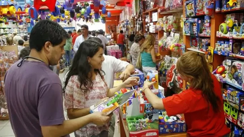 Paritarias: el comercio cerró un aumento del 20% que totaliza un 45% anual