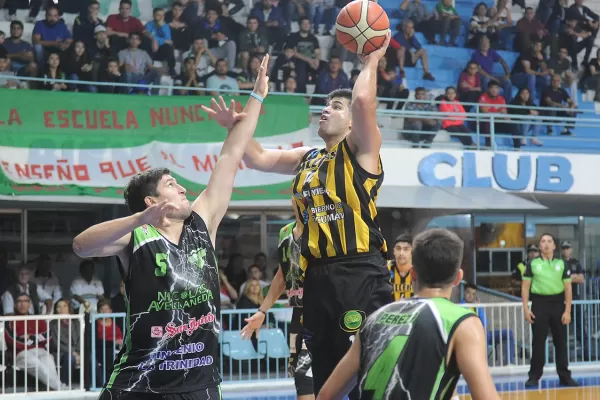 Talleres ganó el Clausura capitalino y hoy va por un invicto del Torneo Federal