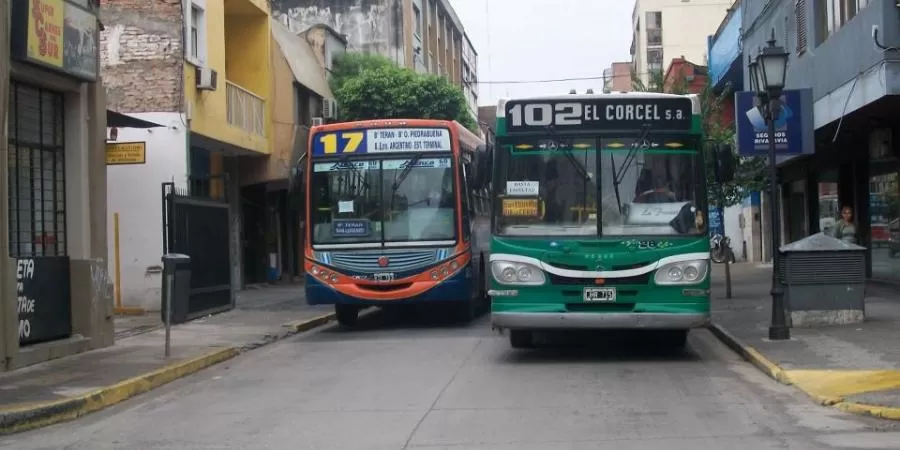 Aun con el subsidio oficial, los empresarios van por un aumento del boleto