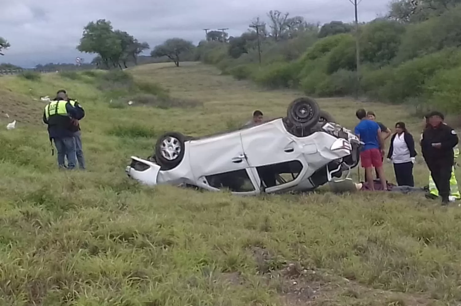 TRAGEDIA. El vuelco ocurrió en la ruta nacional 9.