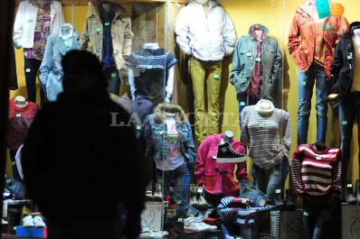 Ventas minoristas cayeron el 15,6% en noviembre