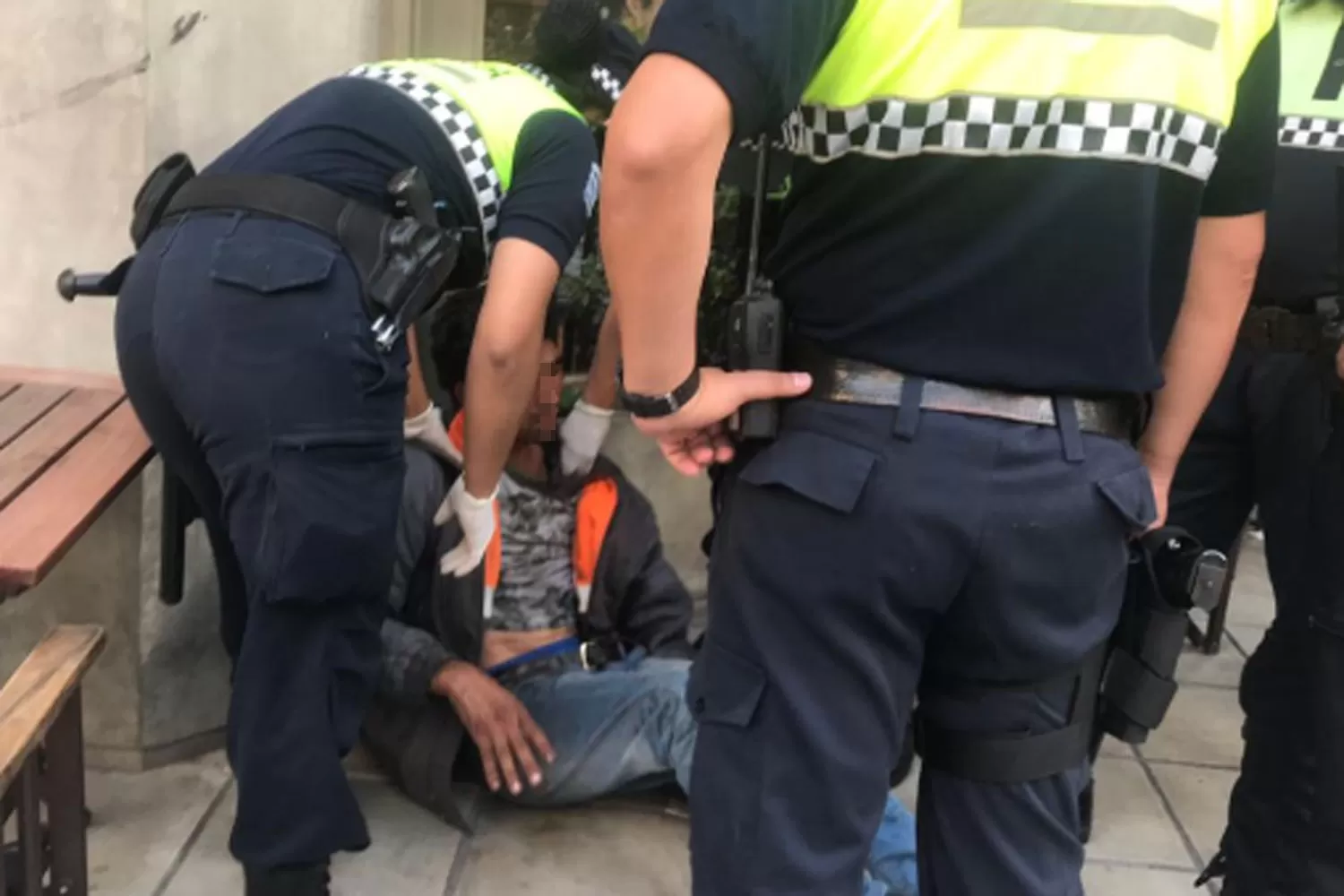 Intentó robar una bicicleta en pleno centro y lo atraparon