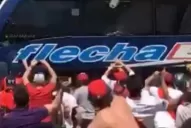 Detuvieron a uno de los hinchas de River que arrojaron piedras al micro de Boca