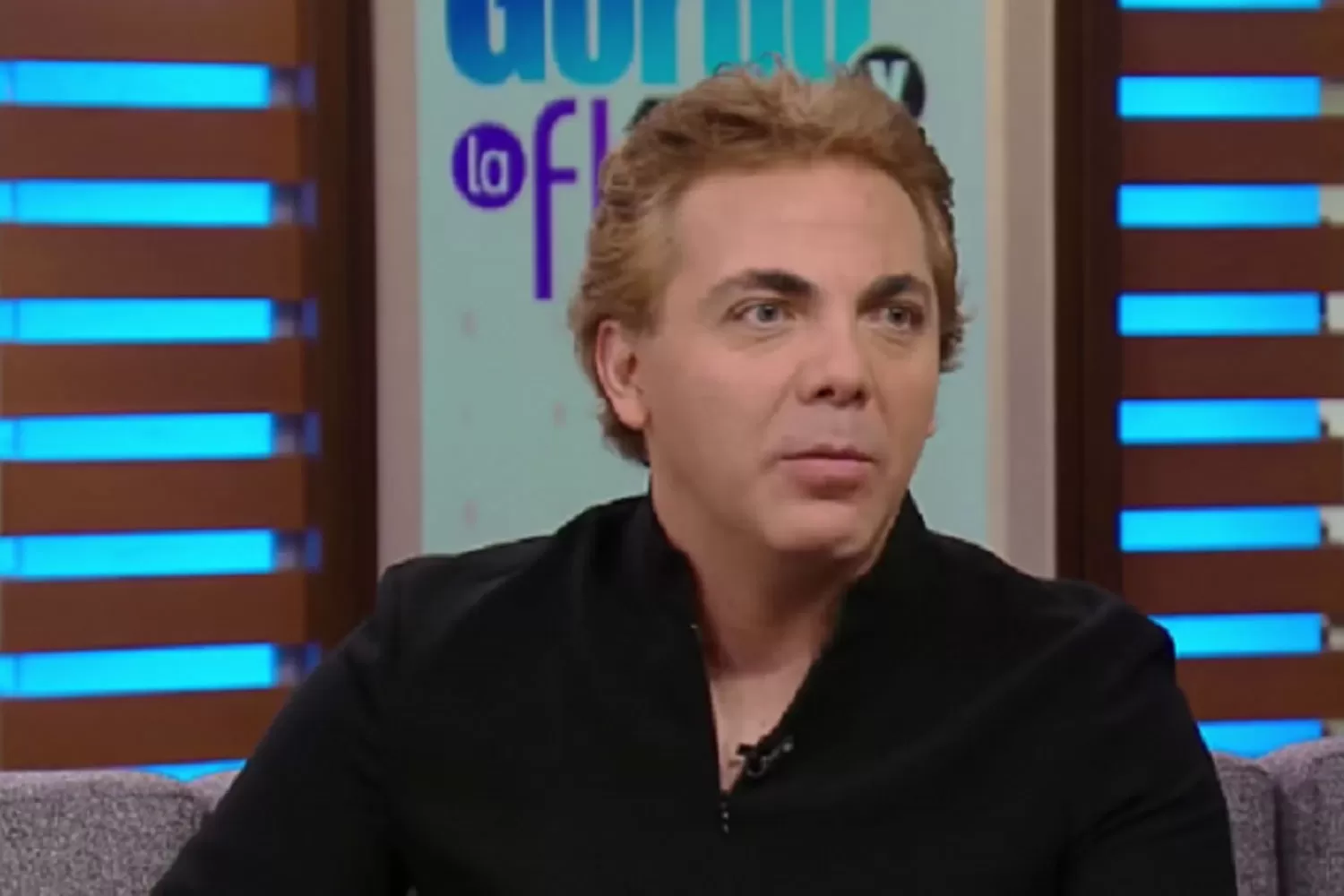 Cristian Castro confesó que le gusta tomar leche en mamadera por las noches