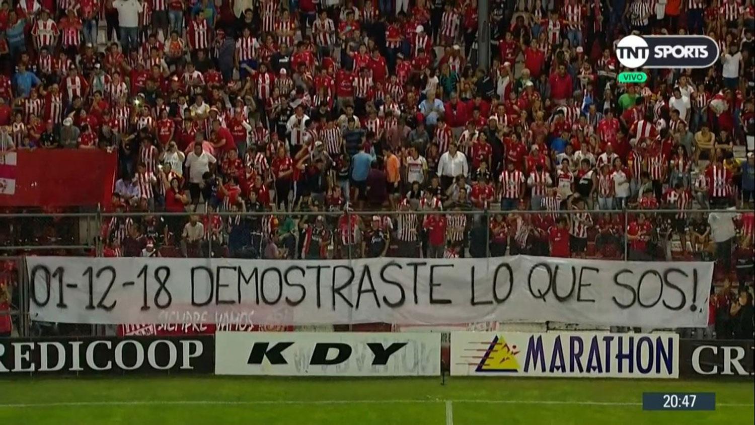 En La Ciudadela, los hinchas de San Martín no se olvidaron del triunfo sobre Atlético