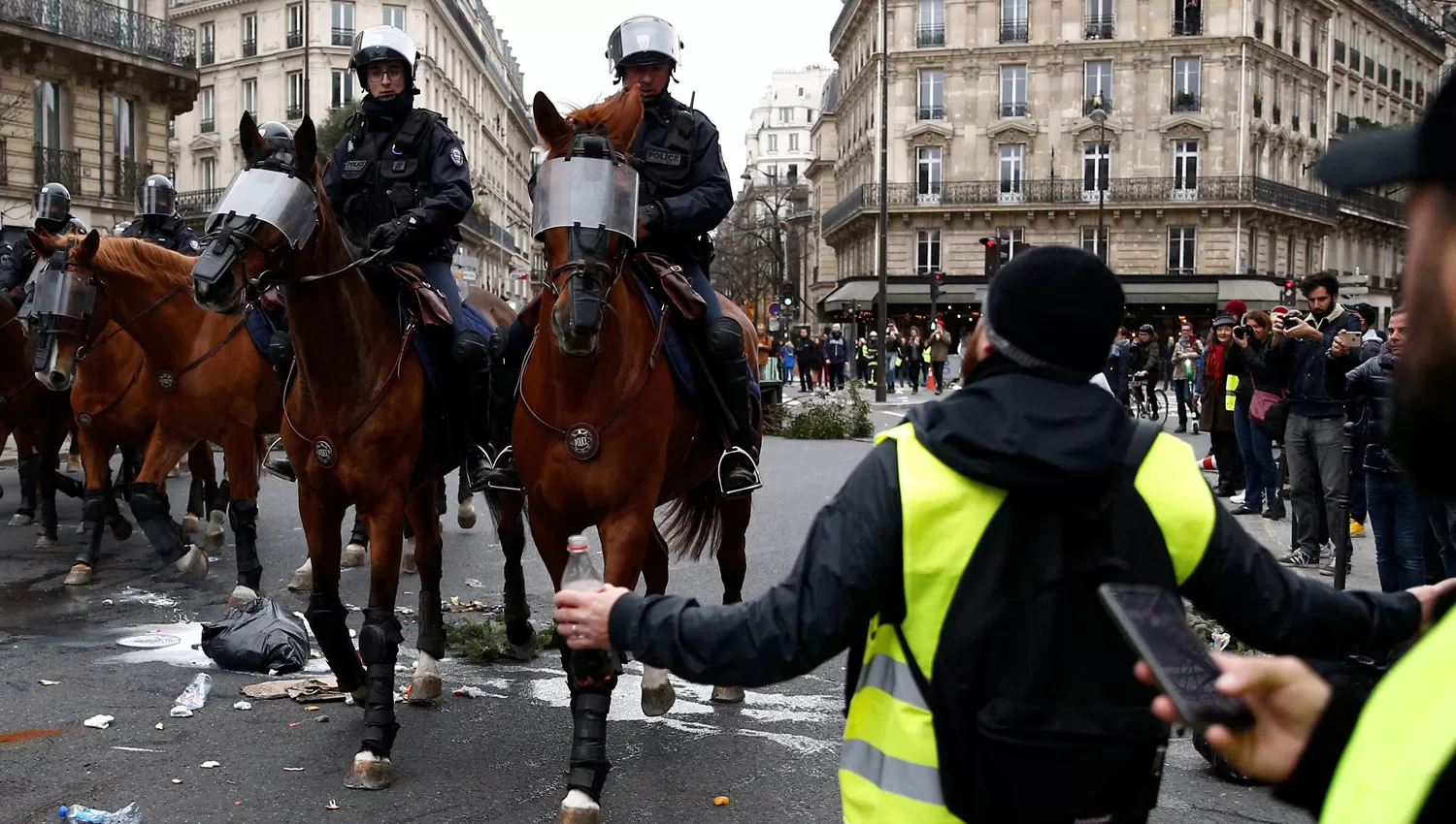 Los franceses repudiaron al Gobierno de Macron.