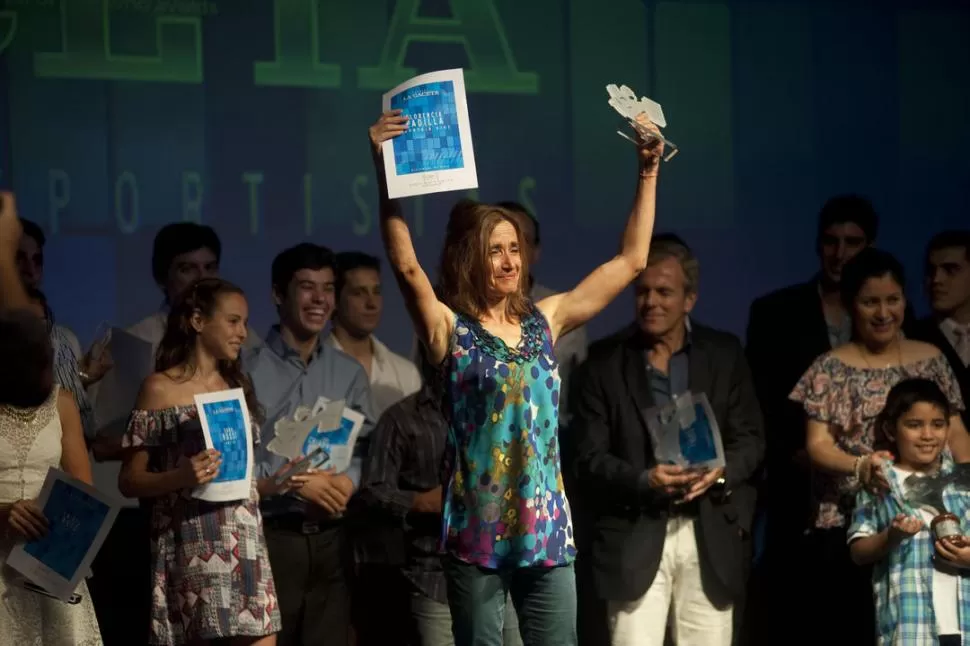 ÚNICA DAMA. Florencia Padilla se adjudicó la estatuilla en la entrega de 2016. la gaceta / foto de ines quinteros orio 