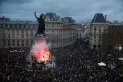 Los “chalecos amarillos” hicieron que París ardiera una vez más