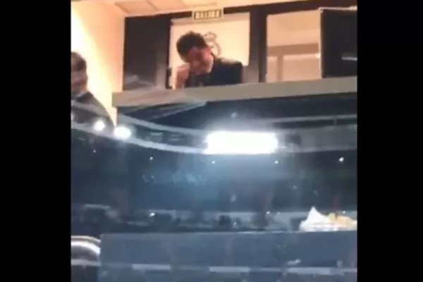 Pese a la sanción de la Conmebol, Gallardo observó el partido desde un palco