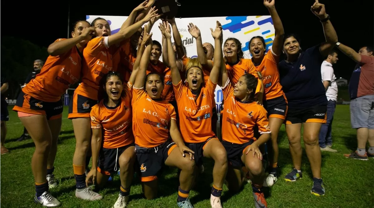 NARANJAS DE ORO. Tucumán Femenino ganó el Seven de la República.