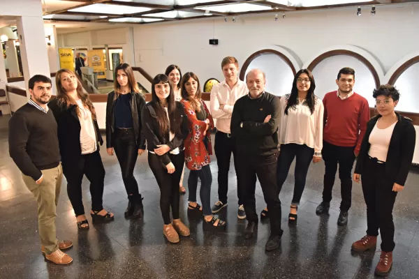 Estudiantes de arquitectura ganaron un premio en un concurso internacional