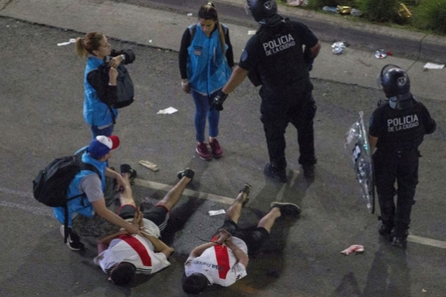 Costará millones reparar los destrozos en la zona del Obelisco tras los festejos de River