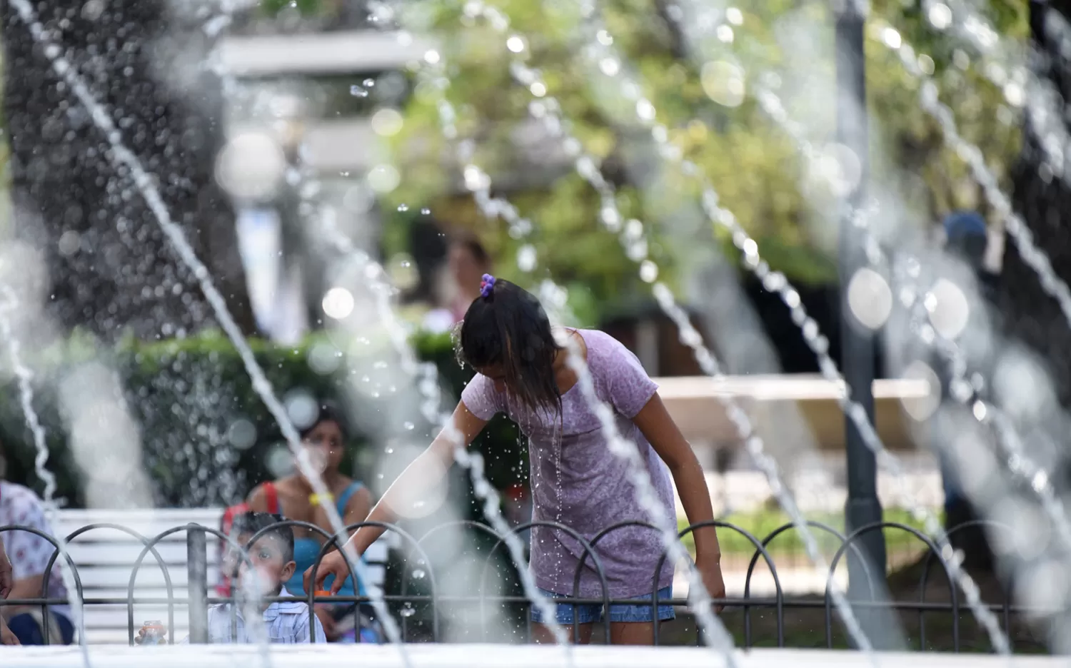 ¡CALOR! Se espera una máxima de 39°.