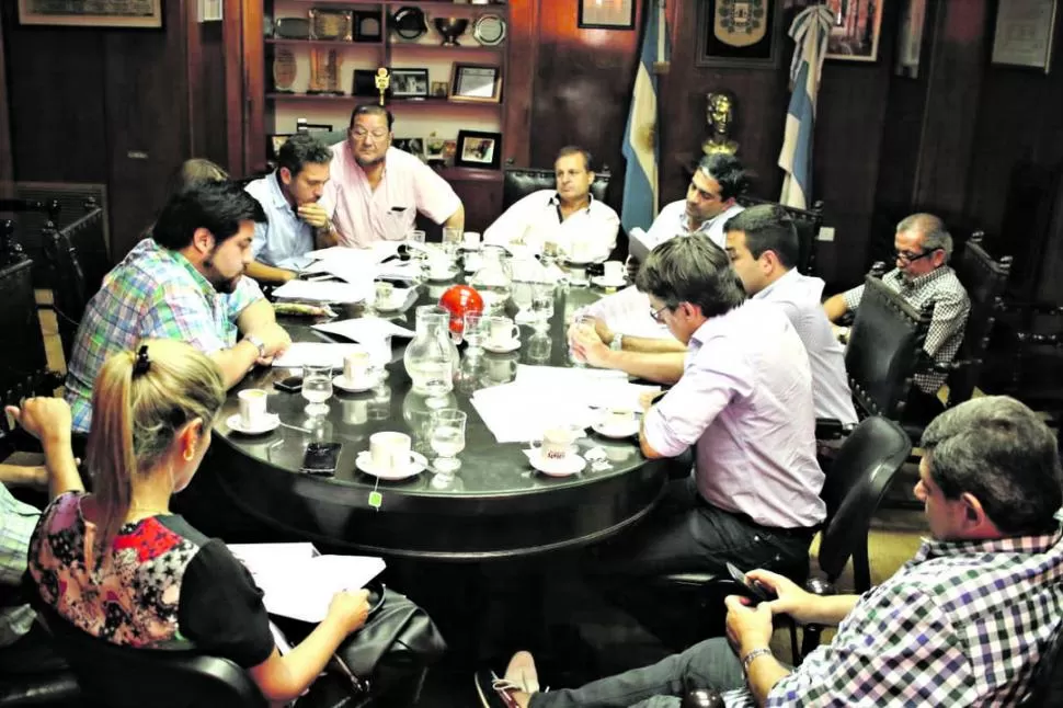 PARLAMENTARIA. Los concejales definieron ayer los temas de la sesión. prensa concejo deliberante capital