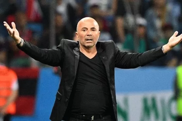 Luego del fracaso en la Selección, Sampaoli firmó con Santos de Brasil