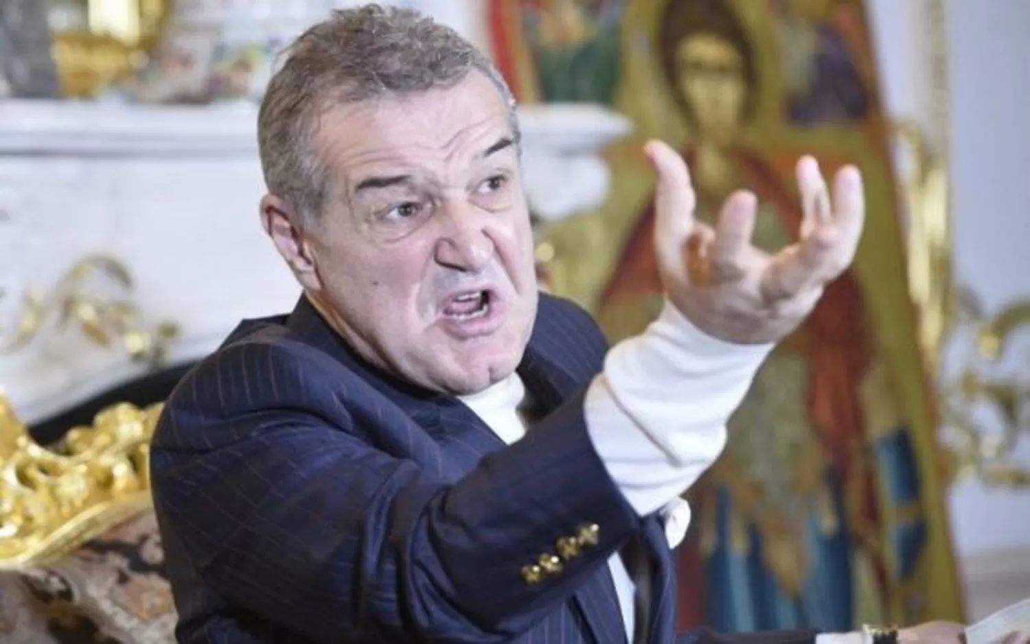  DIRIGENTE MACHISTA. Gigi Becali dijo que las mujeres no deben jugar al fútbol.