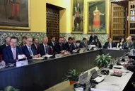 Maduro recibe 13 “no” a su nuevo mandato