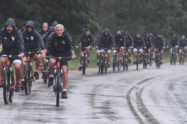 Sin Rodrigo Mora, River dio comienzo la pretemporada en Punta del Este