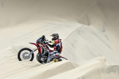 Al-Attiyah tomó la punta en Autos y Cavigliasso en Quads al cabo de una etapa corta y difícil