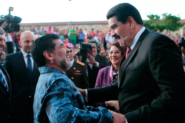 Maradona manifestó su eterno apoyo a Maduro