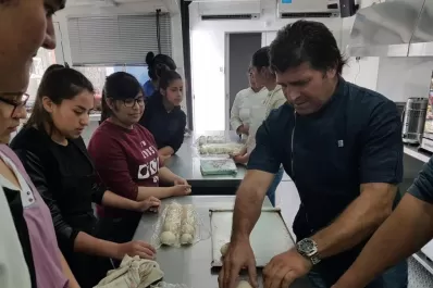 Maxi Cáceres Cano te enseña técnicas de cocina en su camión