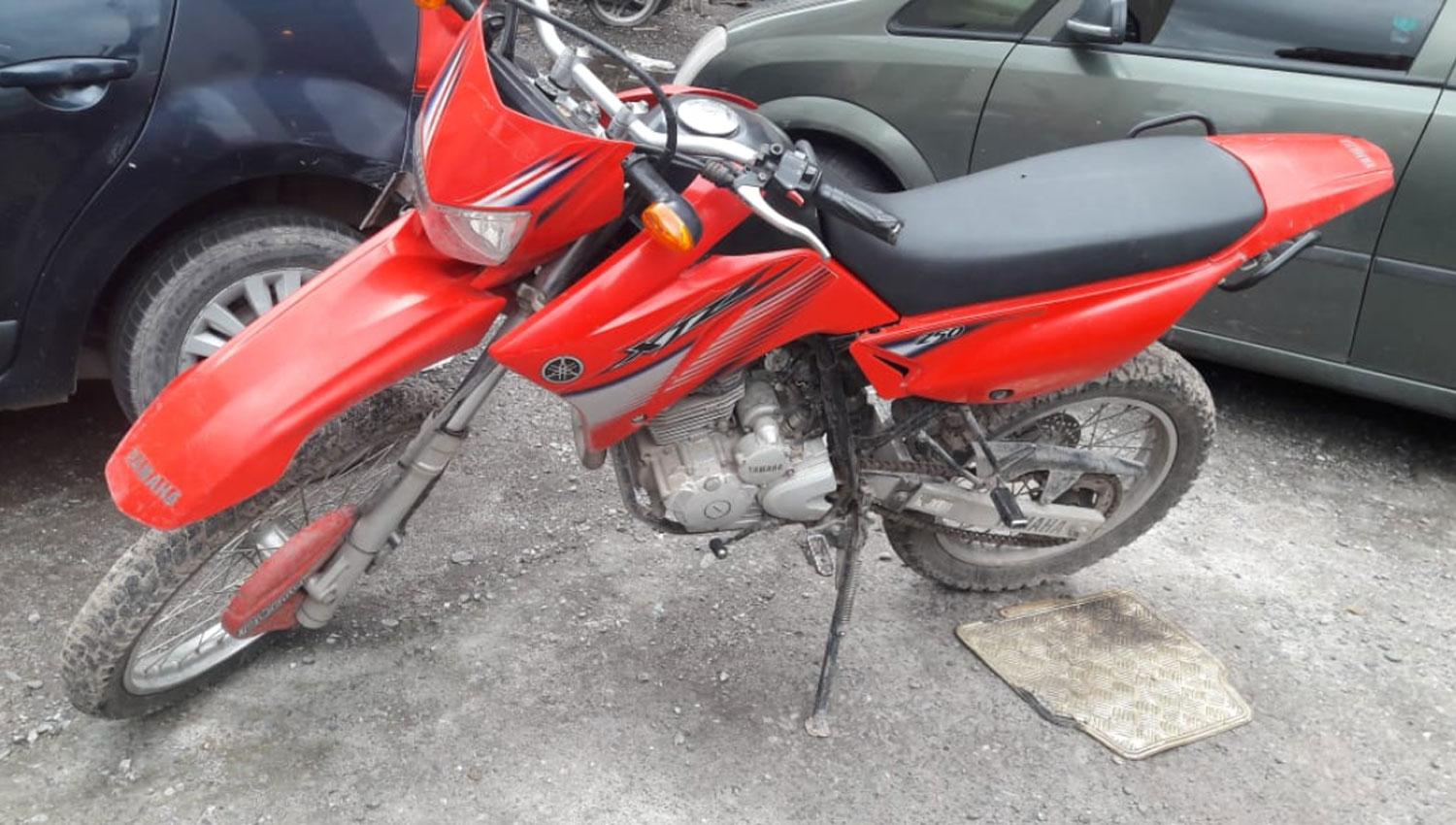 Madre e hija, aprehendidas por haber pedido $ 20.000 de rescate por una moto robada