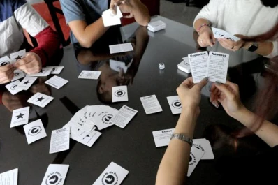 Pizza, fernet y juegos de mesa
