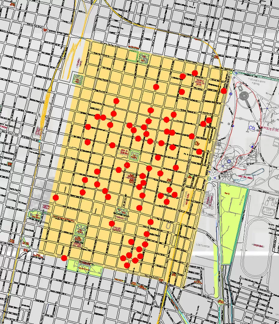 CUADRANTE ANALIZADO. Los puntos rojos representan los hundimientos relevados por la Intendencia en el centro. MUNICIPALIDAD S.M. DE TUCUMÁN