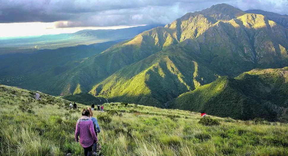 URITORCO. Según los ufólogos, dentro del cerro hay una ciudad intraterrena. credito